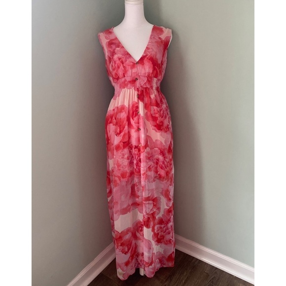 Enfocus Studio Dresses & Skirts - Enfocus Sudio Pink Floral V Neck Dress